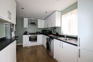 Kitchen/Diner- click for photo gallery